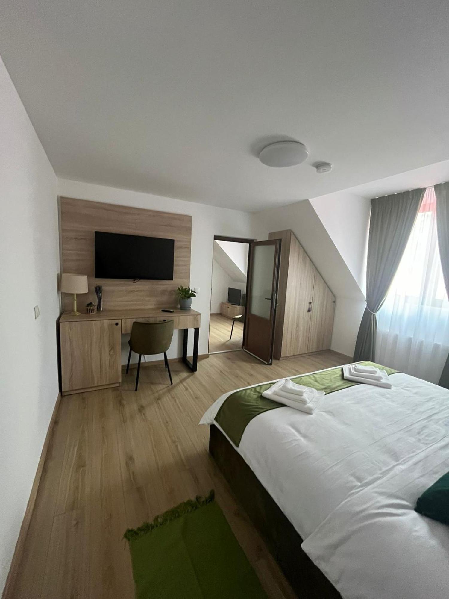 Hotel Kilometru108 Leordina Exteriér fotografie